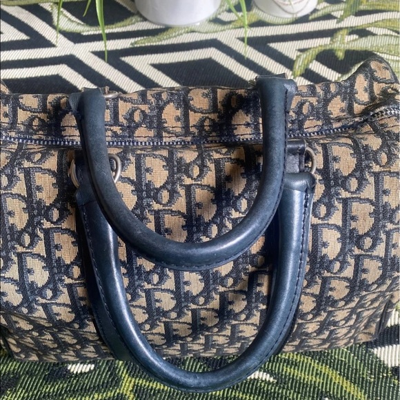 ❌SOLD❌✨✨ DIOR✨✨ - Picture 6 of 11